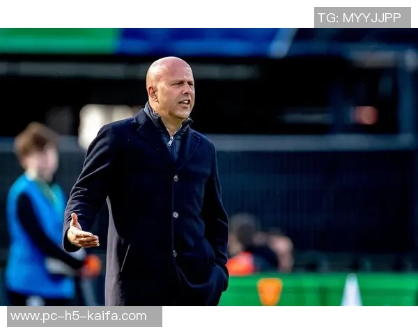 斯洛特谈球队伤病困扰强调季前训练不足导致人员紧缺问题